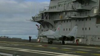 Истребитель МиГ-29К взлетает - смотреть видео (1:48)