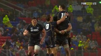 К чему приводит бешеная радость - смотреть видео (0:38)