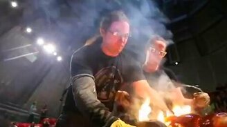 Создание черепахи из стекла - смотреть видео (8:36)