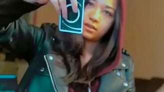 Искусное обращение с картами - смотреть видео (0:39)