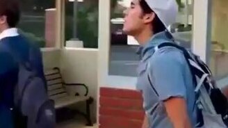 Весёлый видеомонтаж для забавы - смотреть видео (1:00)