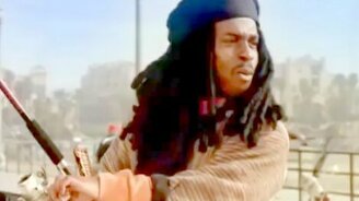 Безумие от шоколадного батончика - смотреть видео (4:48)