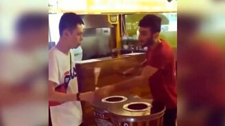 Смешные моменты реальности - смотреть видео (8:56)