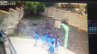 Чего не ожидаешь во время игры в баскетбол - смотреть видео (0:27)