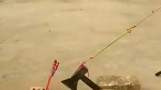 Огненный фокус с рогаткой - смотреть видео (0:35)