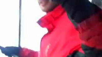 Дальнобойщик в 50 градусов мороза - смотреть видео (0:19)