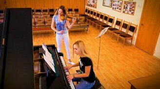 Русский рок на скрипке и пианино - смотреть видео (7:10)