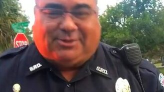 Опять полицейский тормознул! - смотреть видео (0:24)