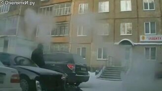 Вытянули тросом частично - смотреть видео (0:48)