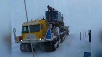 Громоздкий вездеход - смотреть видео (3:37)