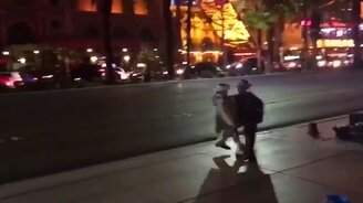 Превращение одного человека в двух - смотреть видео (0:40)