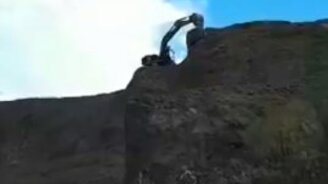 Самое удачное падение камня - смотреть видео (0:48)