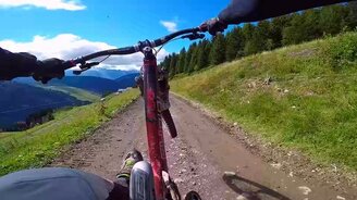 Полетаем на велике? - смотреть видео (2:27)