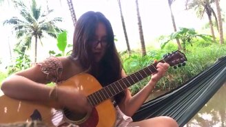 Спела и искупалась - смотреть видео (0:59)