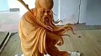 Скульптура из батата - смотреть видео (0:50)