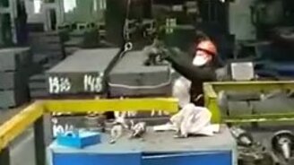 Кот-металлург - смотреть видео (1:48)