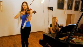 "Прогулки по воде" на скрипке и пианино - смотреть видео (3:49)