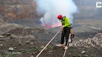 У жерла вулкана - смотреть видео (0:49)