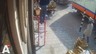 Возгорание от короткого замыкания - смотреть видео (0:15)