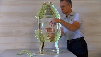 Процесс создания линзы для маяка - смотреть видео (8:55)