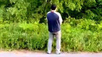 Сходил по-маленькому - смотреть видео (0:18)