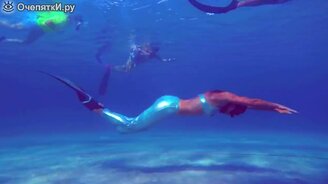 Самый длительный заплыв женщины на одном дыхании - смотреть видео (2:35)