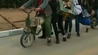 Мотоцикл-маршрутка - смотреть видео (1:04)