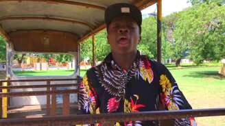 Отлично имитирует звуки животных - смотреть видео (0:47)