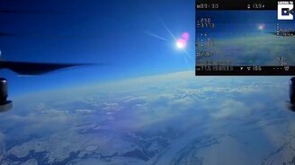 Дрон поднялся на высоту самолётов - смотреть видео (1:58)