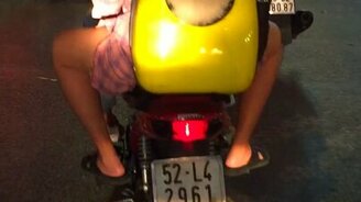 Как перевозить пса на мотоцикле - смотреть видео (0:19)