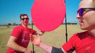 Трюки с бумерангом - смотреть видео (6:10)