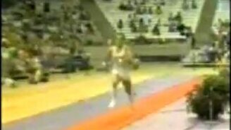 Неудача с прыжком на спортконя - смотреть видео (0:03)