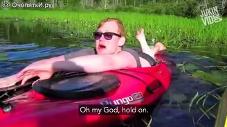 Приколы в каноэ и каяках - смотреть видео (3:15)