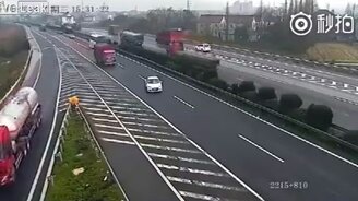 Кажется, я не туда еду... - смотреть видео (0:23)