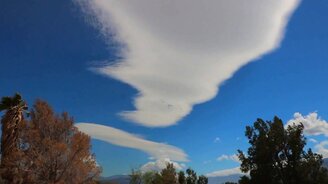 Красивая съёмка облаков - смотреть видео (0:30)