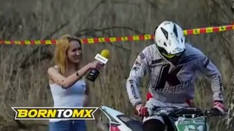 Грязное интервью - смотреть видео (0:32)