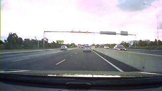 Очень опасная парковка - смотреть видео (0:22)