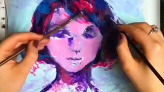 Рисование сразу обеими руками - смотреть видео (1:02)