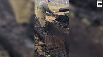 Профессиональный способ добычи торфа - смотреть видео (1:49)