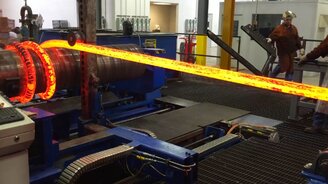 Создание гигантской пружины - смотреть видео (0:33)