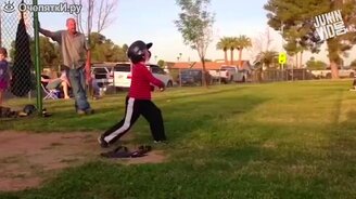 Бейсбольные казусы - смотреть видео (3:00)