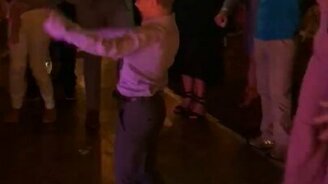 Маленькая звезда танцпола - смотреть видео (0:53)