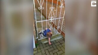 Мальчуган-лазутчик - смотреть видео (0:20)