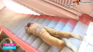 Безумный и курьёзный юмор - смотреть видео (6:56)