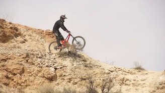 Съезд и падение в замедлении - смотреть видео (1:19)