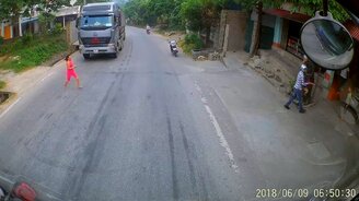 За детьми надо следить! - смотреть видео (0:57)