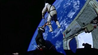 Топ-5 уникальных космических прогулок - смотреть видео (14:53)