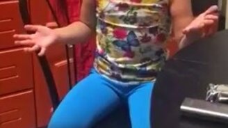 Когда обидели твоего жениха - смотреть видео (0:49)