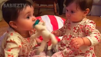 Борцы за соску - смотреть видео (5:06)