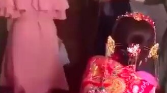 Выкуп невесты по-китайски - смотреть видео (1:52)